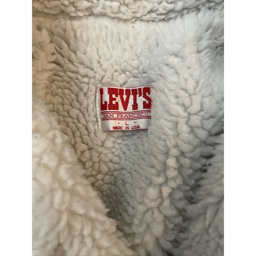 Vintage Levis Sherpa Lined Denim Trucker Jacket Men's Large Blue Made In USA‎